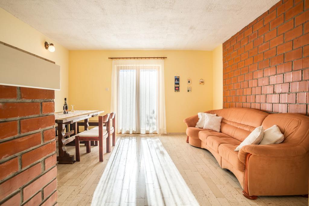 Apartment Srecko Vinišće Buitenkant foto